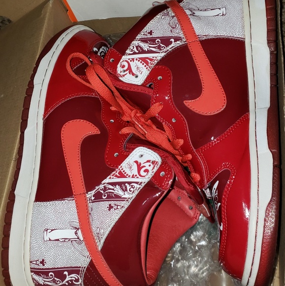 Nike Other - NIKE SB "Dontrell Willis" Premium HIGH Dunks!!